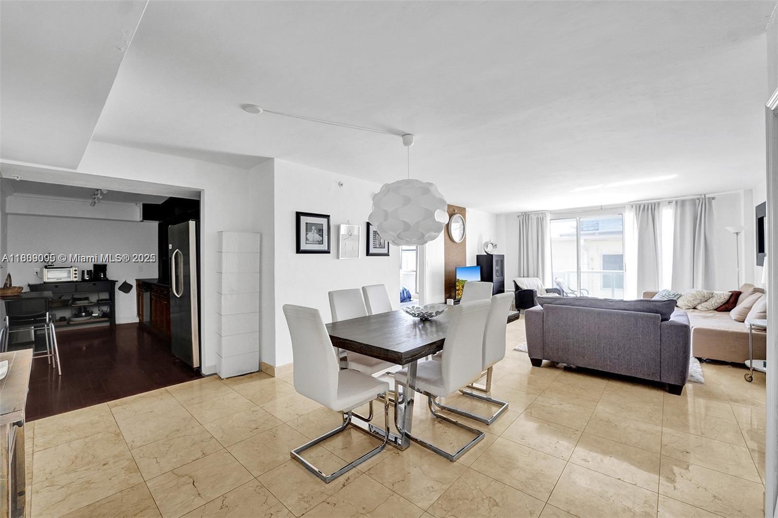 9195 Collins Ave 304