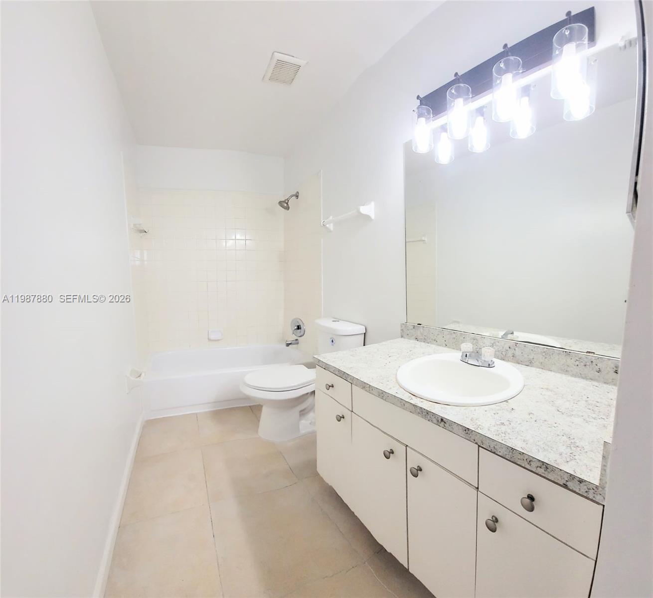 SUMMER LAKE - Residential Lease