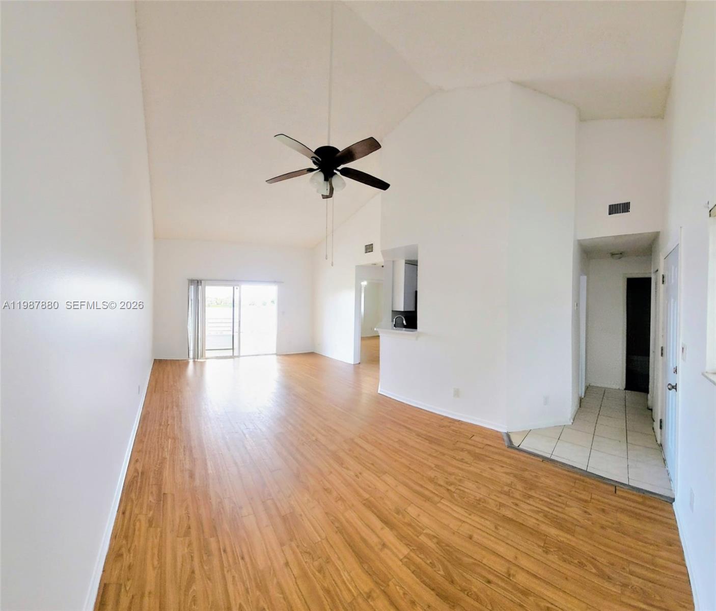 SUMMER LAKE - Residential Lease