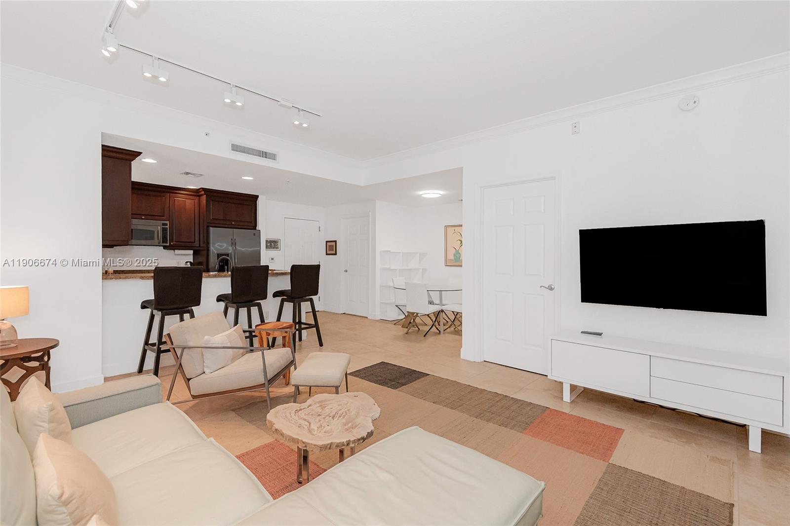 ANDALUSIA CONDO RESIDENCE - Residential