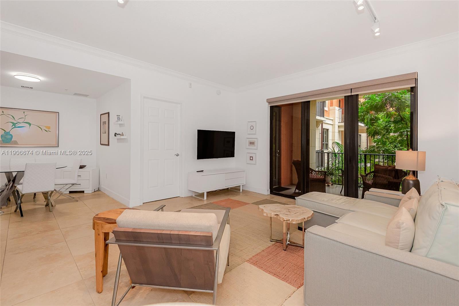 ANDALUSIA CONDO RESIDENCE - Residential