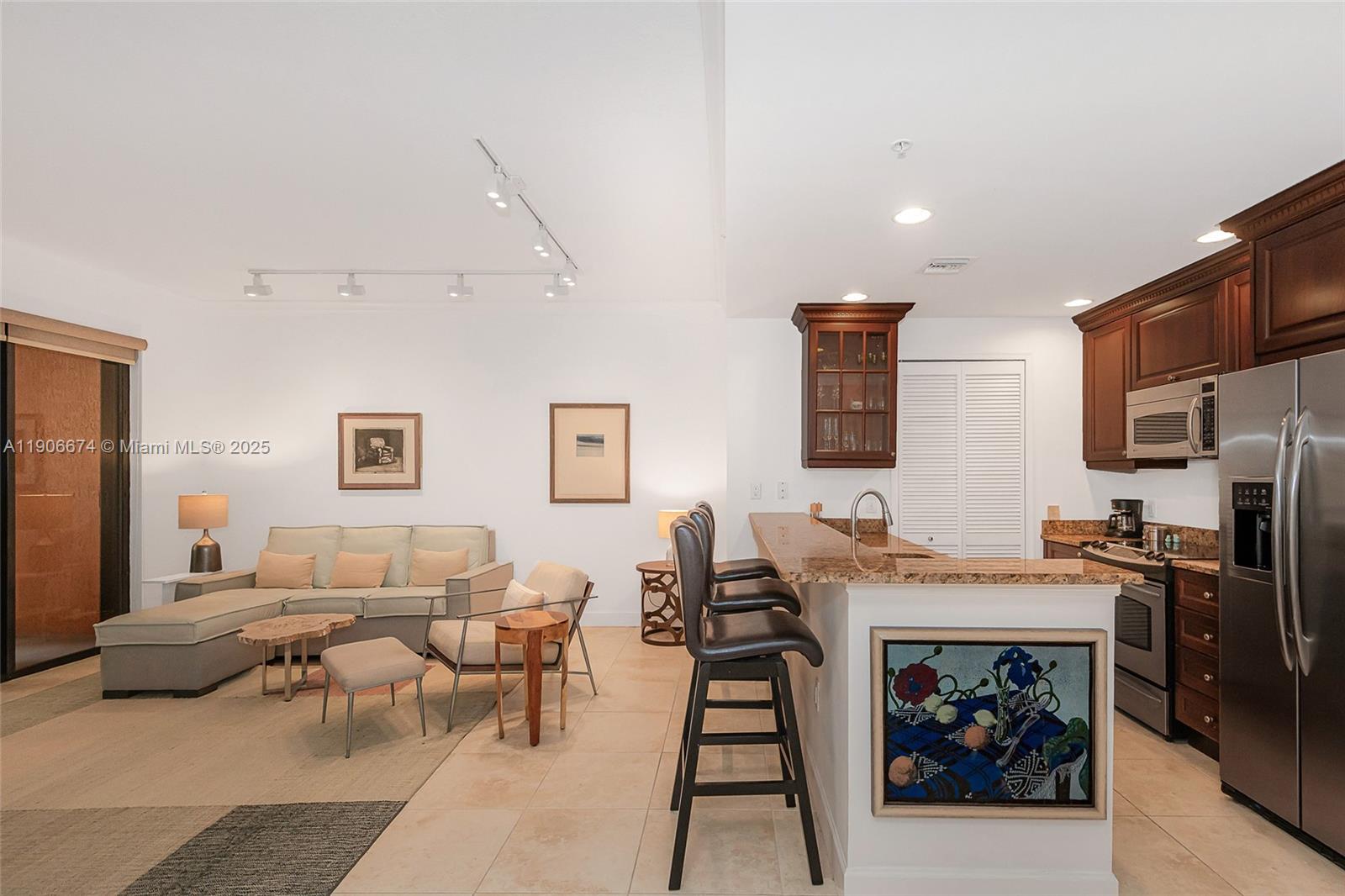 ANDALUSIA CONDO RESIDENCE - Residential