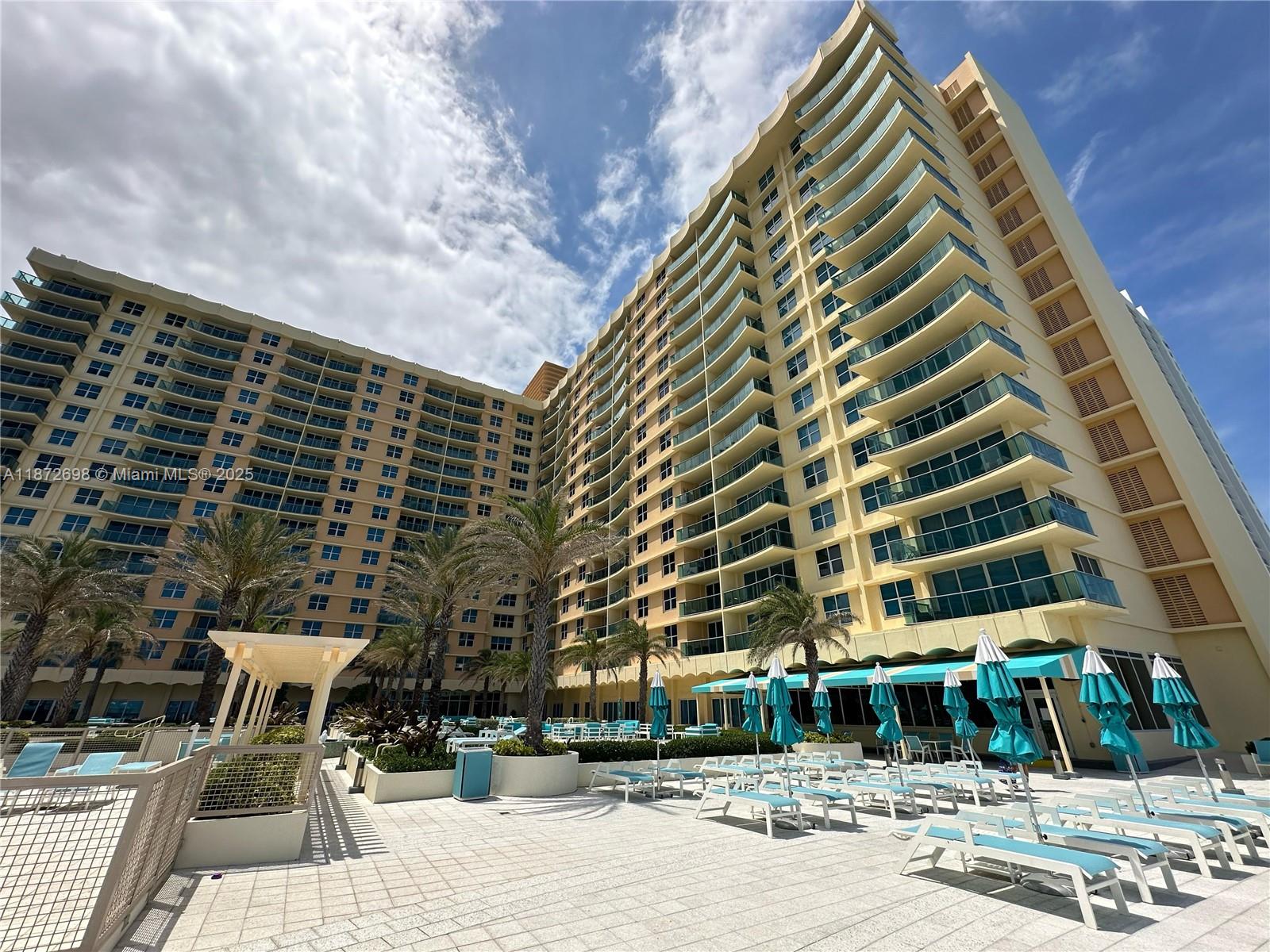 WAVE CONDO - Residential Lease