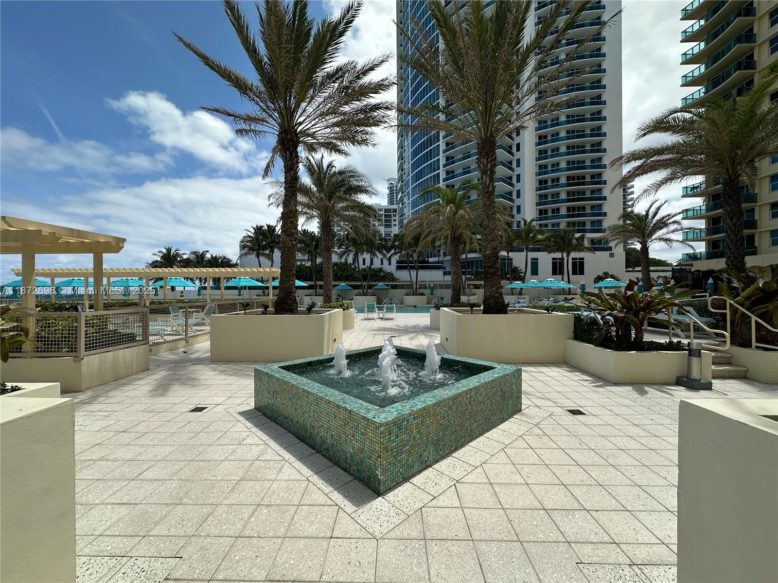 WAVE CONDO - Residential Lease
