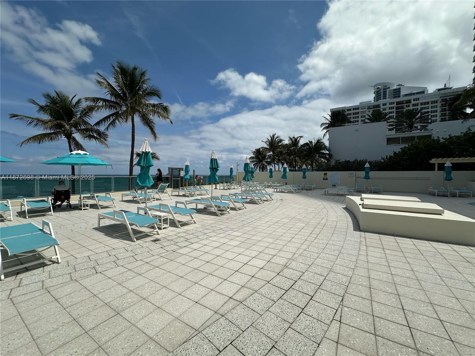 WAVE CONDO - Residential Lease