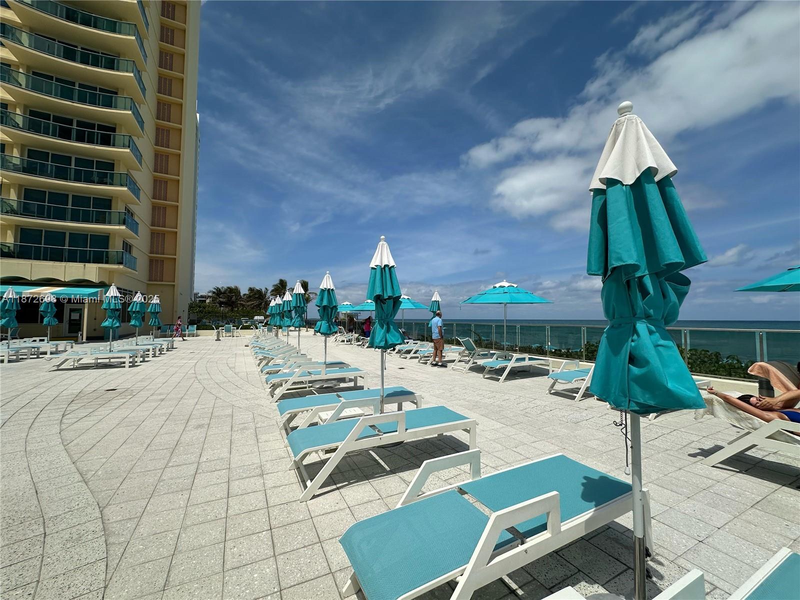 WAVE CONDO - Residential Lease