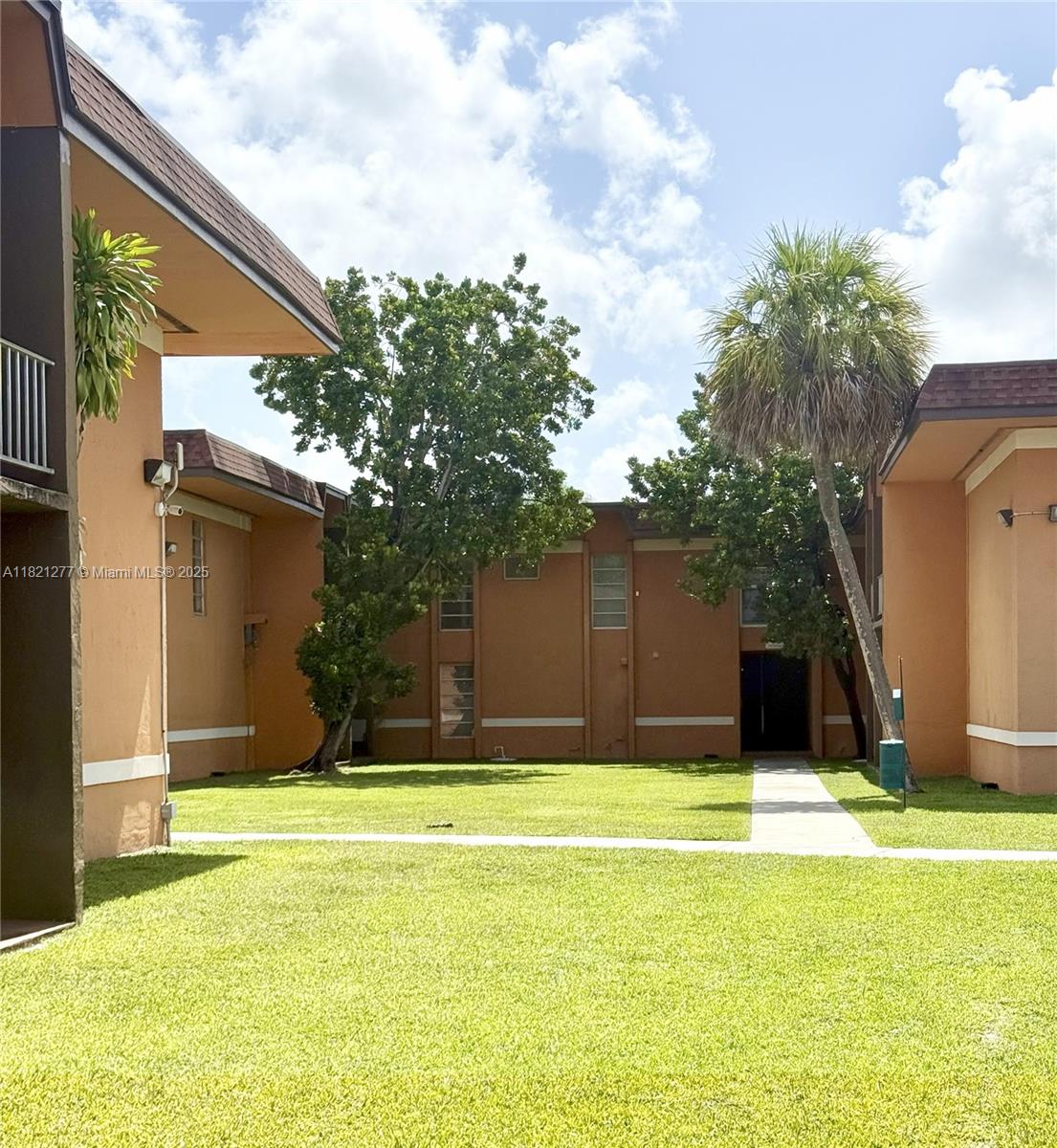 Property for Sale at 9449 Sw 76th St T2, Miami, Broward County, Florida - Bedrooms: 2 
Bathrooms: 2  - $300,000