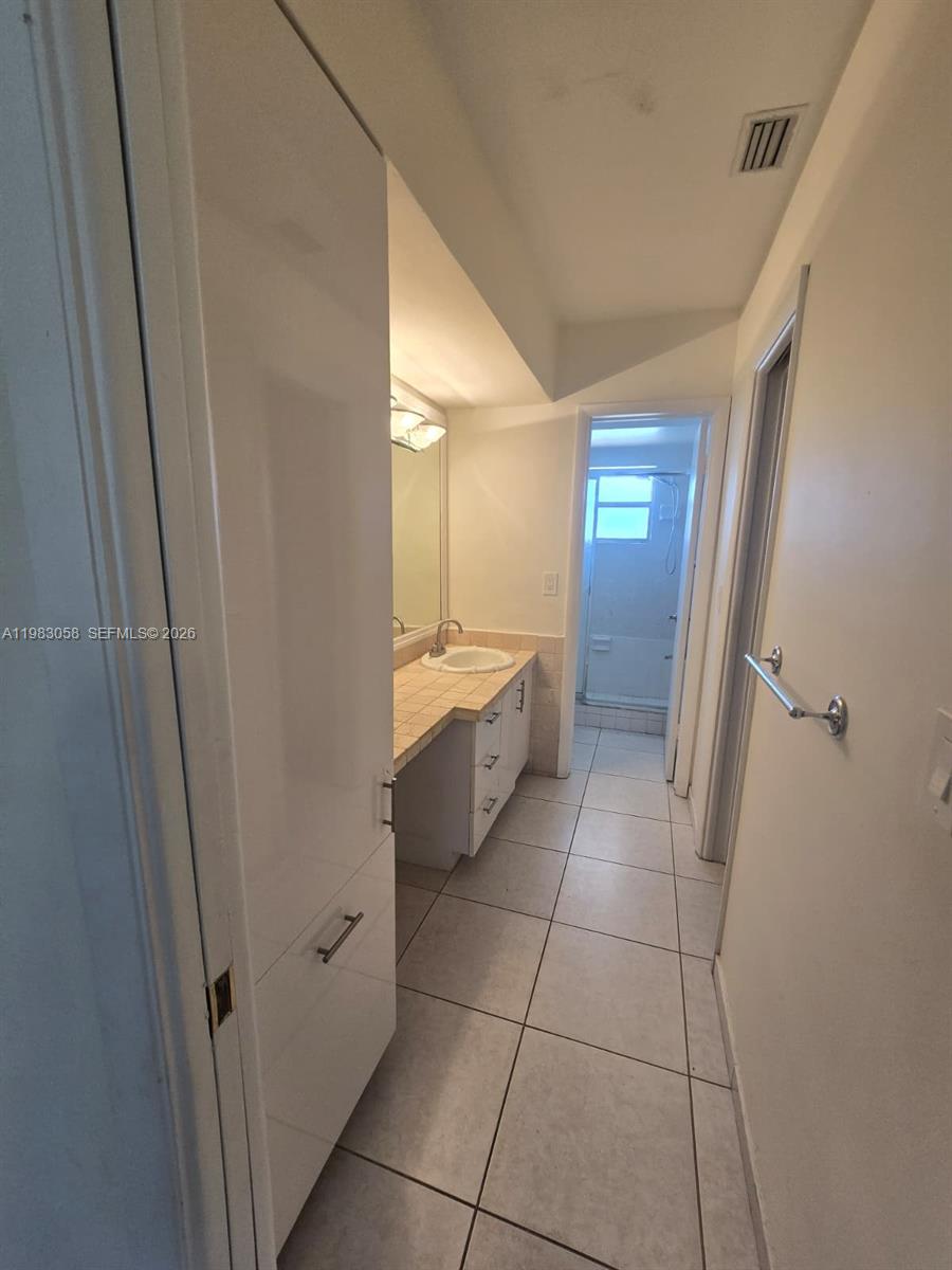 IRVINGTON GARDENS CONDO - Residential