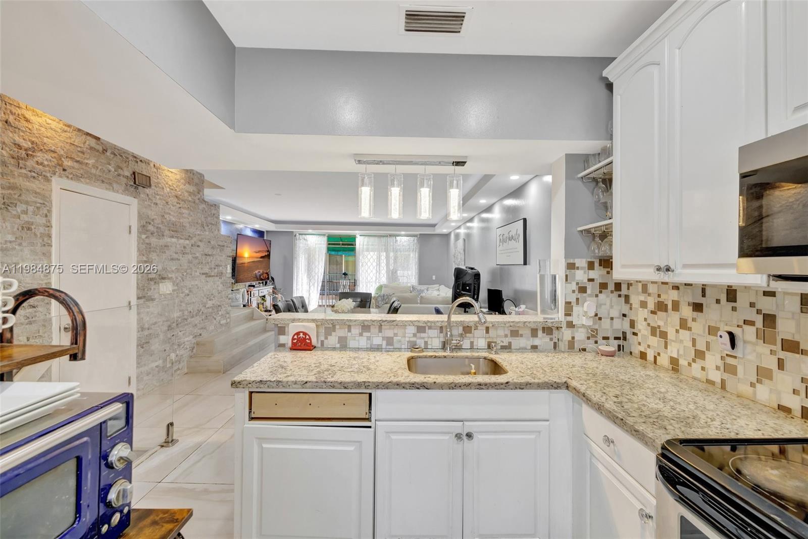 SAVANNAH PLAT 3 - Residential