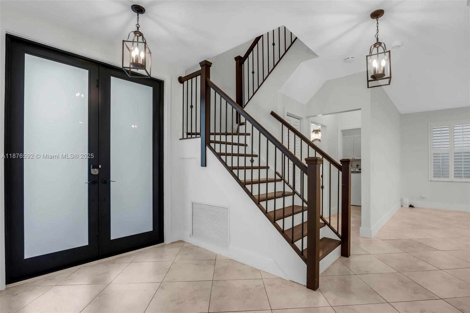 SILVER LAKES PHASE III - Residential Lease