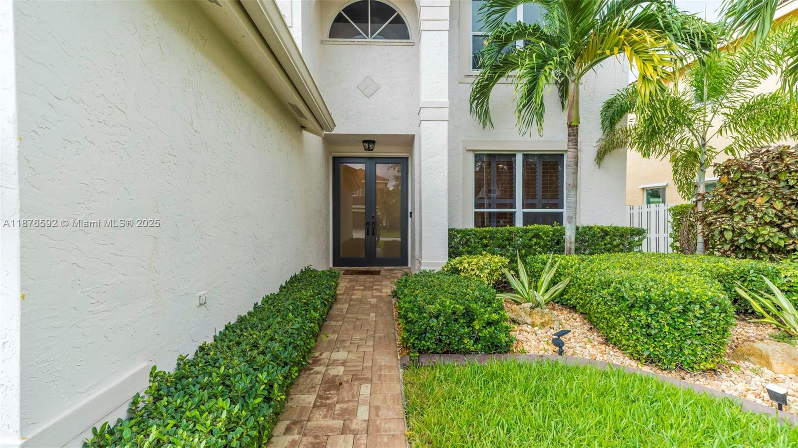 SILVER LAKES PHASE III - Residential Lease