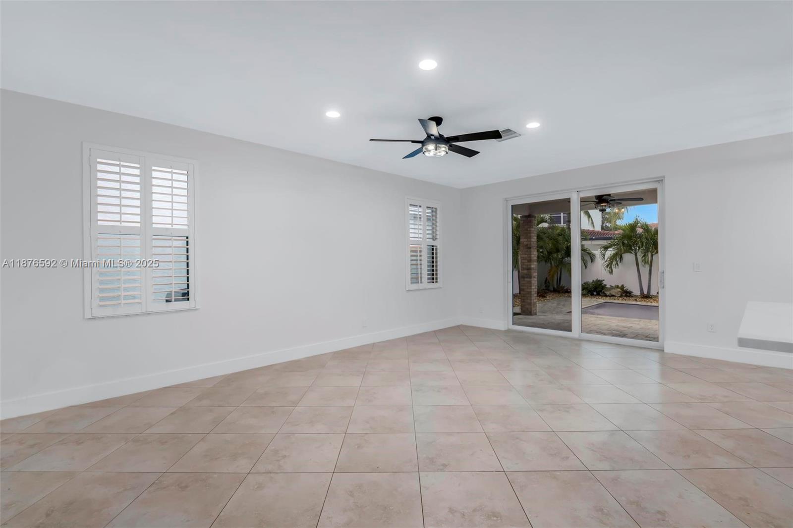 SILVER LAKES PHASE III - Residential Lease