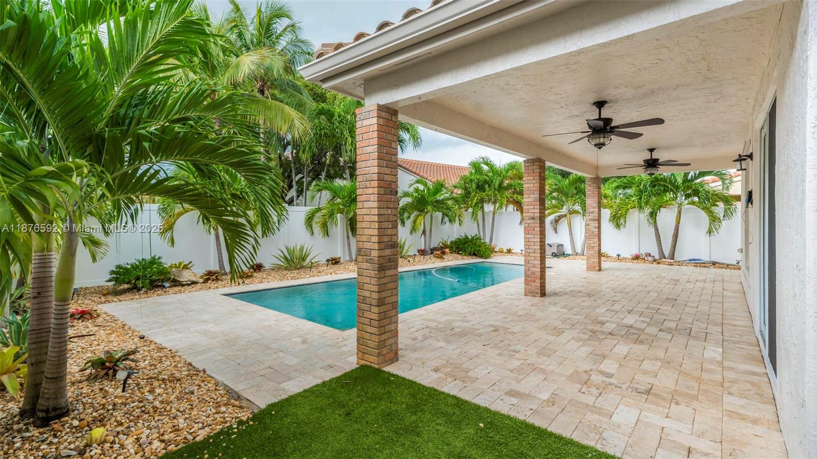 SILVER LAKES PHASE III - Residential Lease