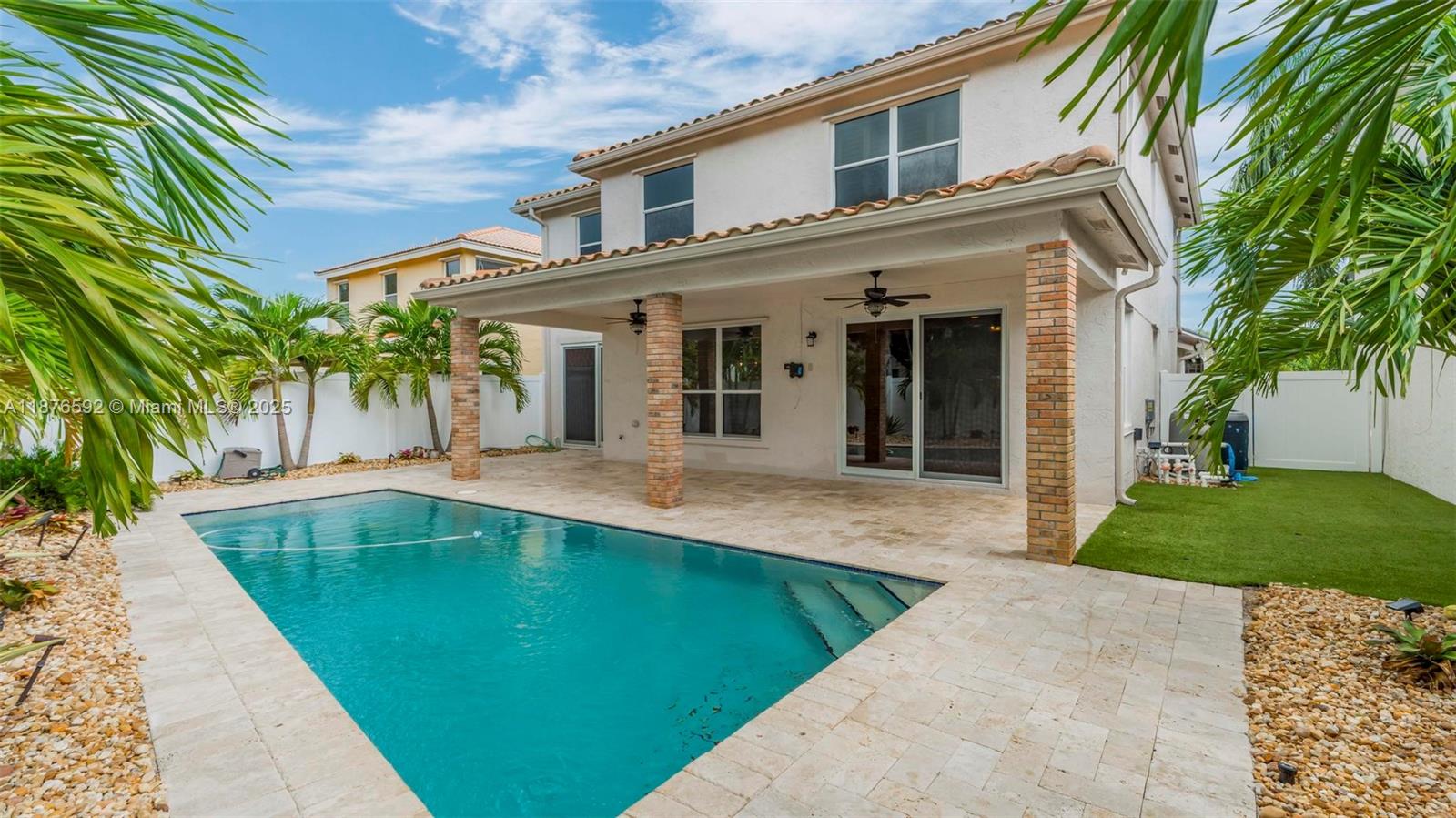 SILVER LAKES PHASE III - Residential Lease