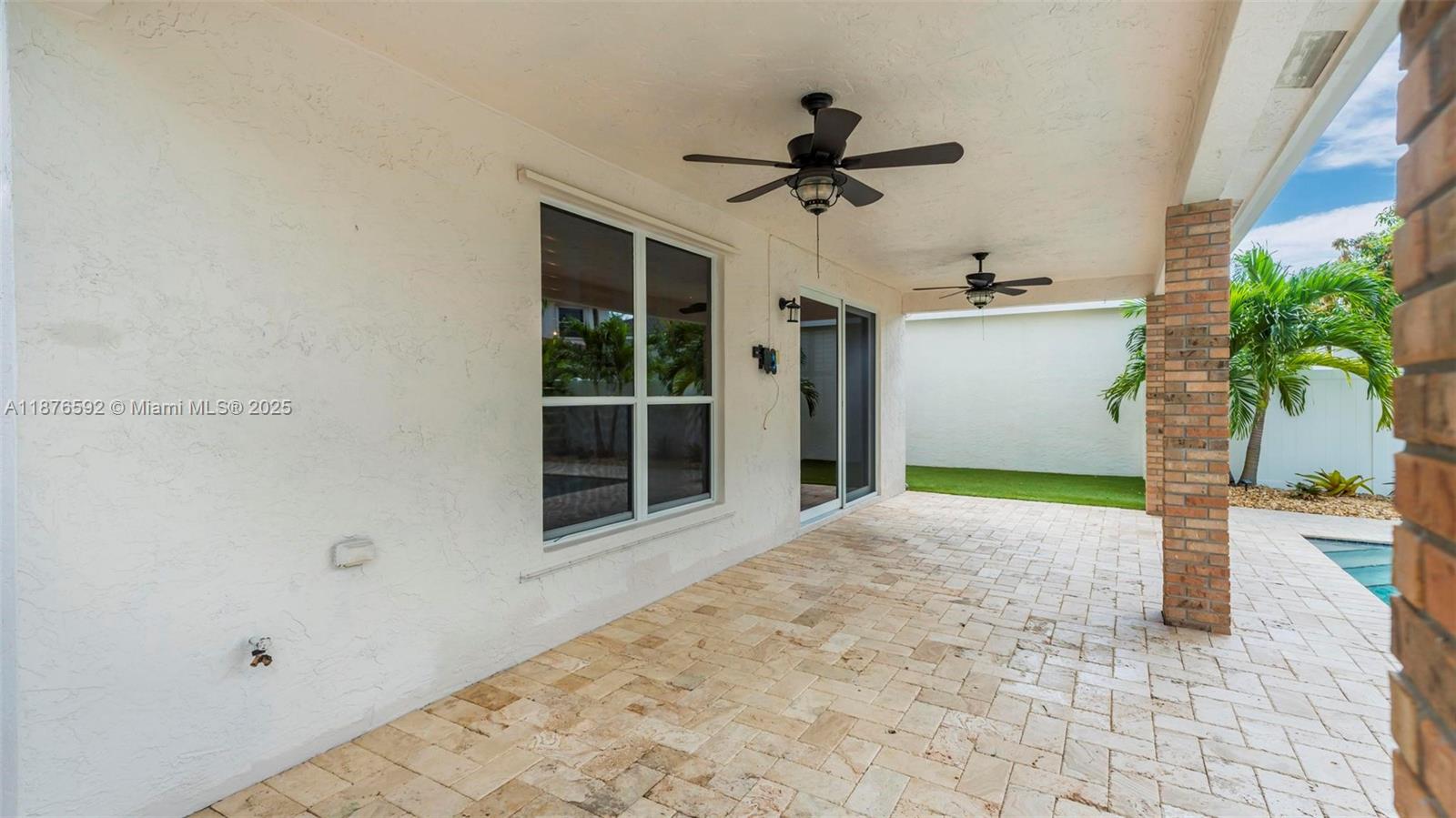 SILVER LAKES PHASE III - Residential Lease