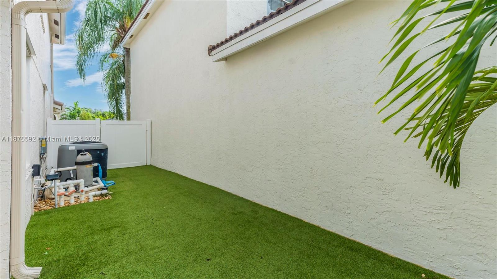 SILVER LAKES PHASE III - Residential Lease
