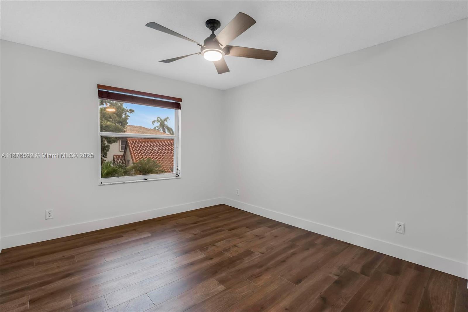 SILVER LAKES PHASE III - Residential Lease