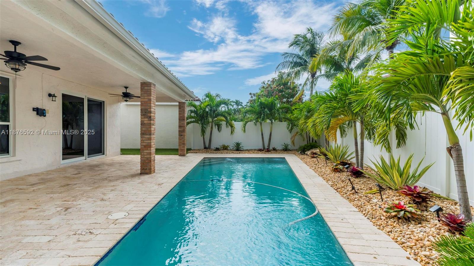 SILVER LAKES PHASE III - Residential Lease
