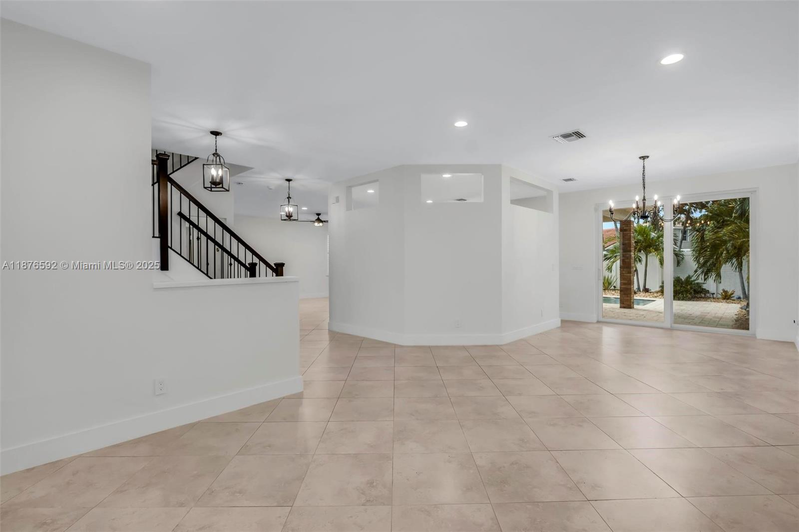 SILVER LAKES PHASE III - Residential Lease
