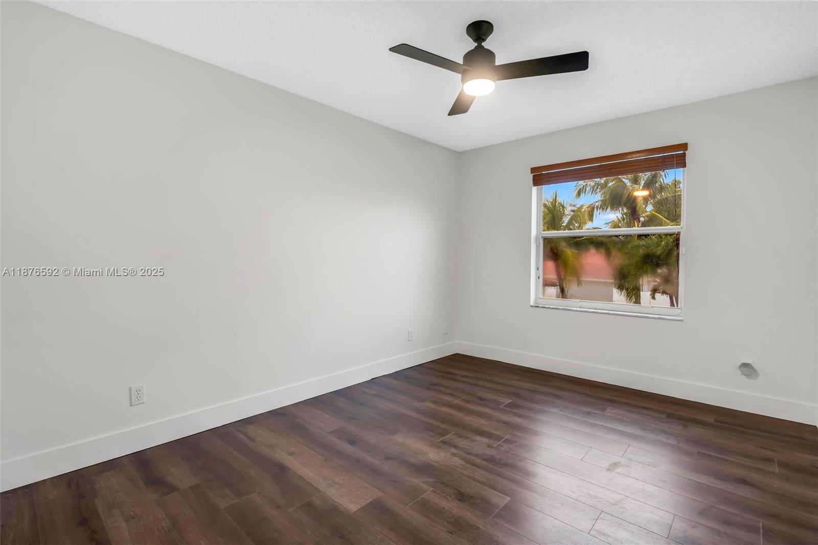 SILVER LAKES PHASE III - Residential Lease