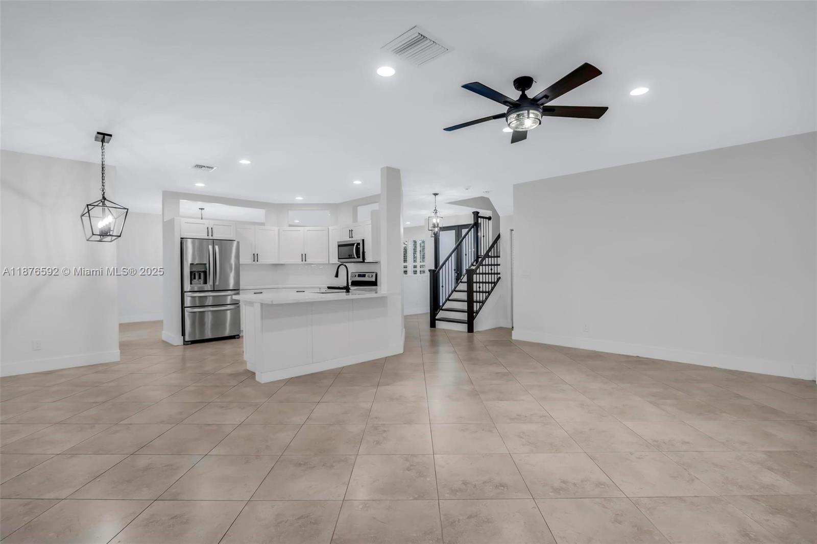 SILVER LAKES PHASE III - Residential Lease