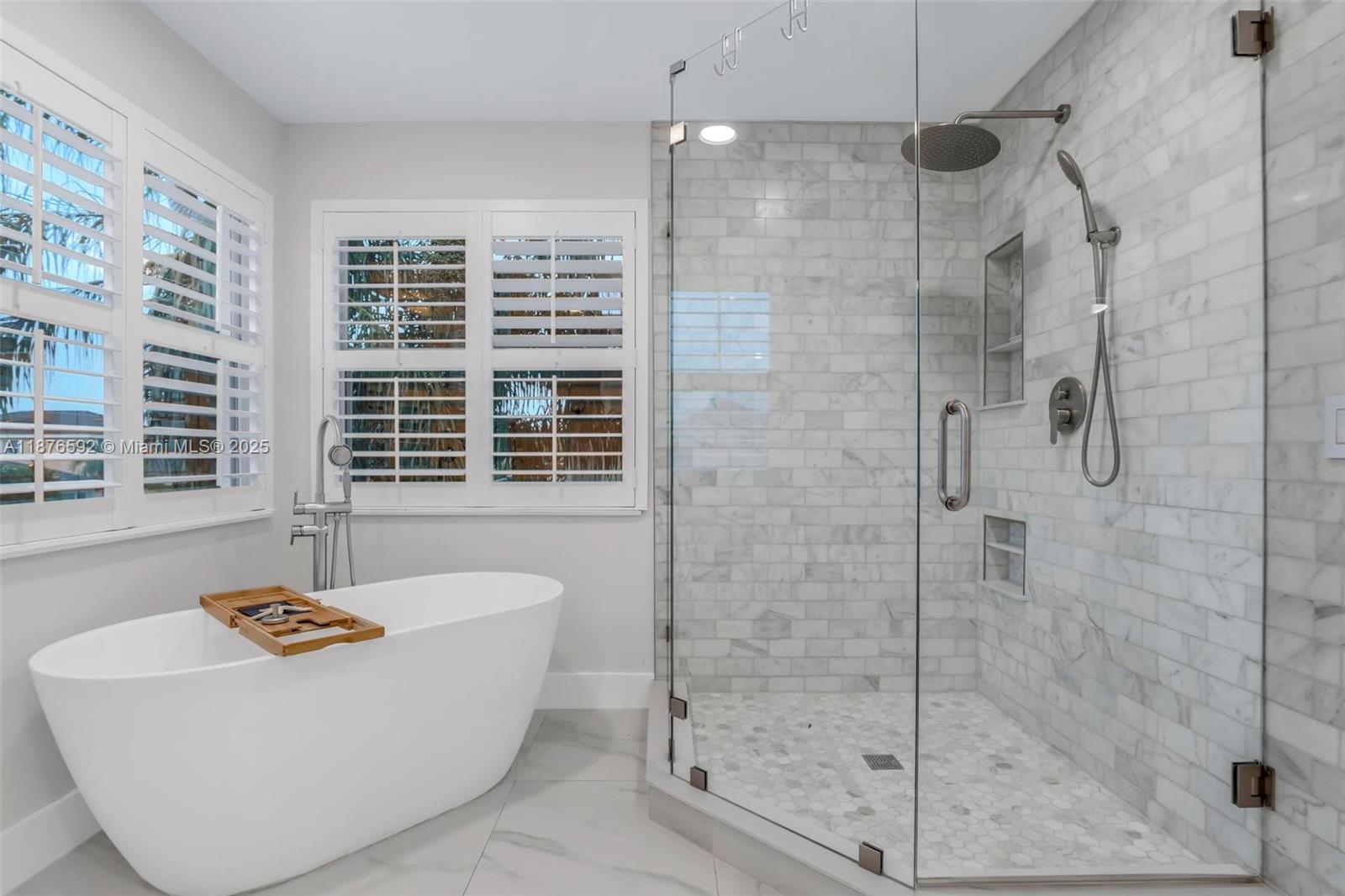 SILVER LAKES PHASE III - Residential Lease