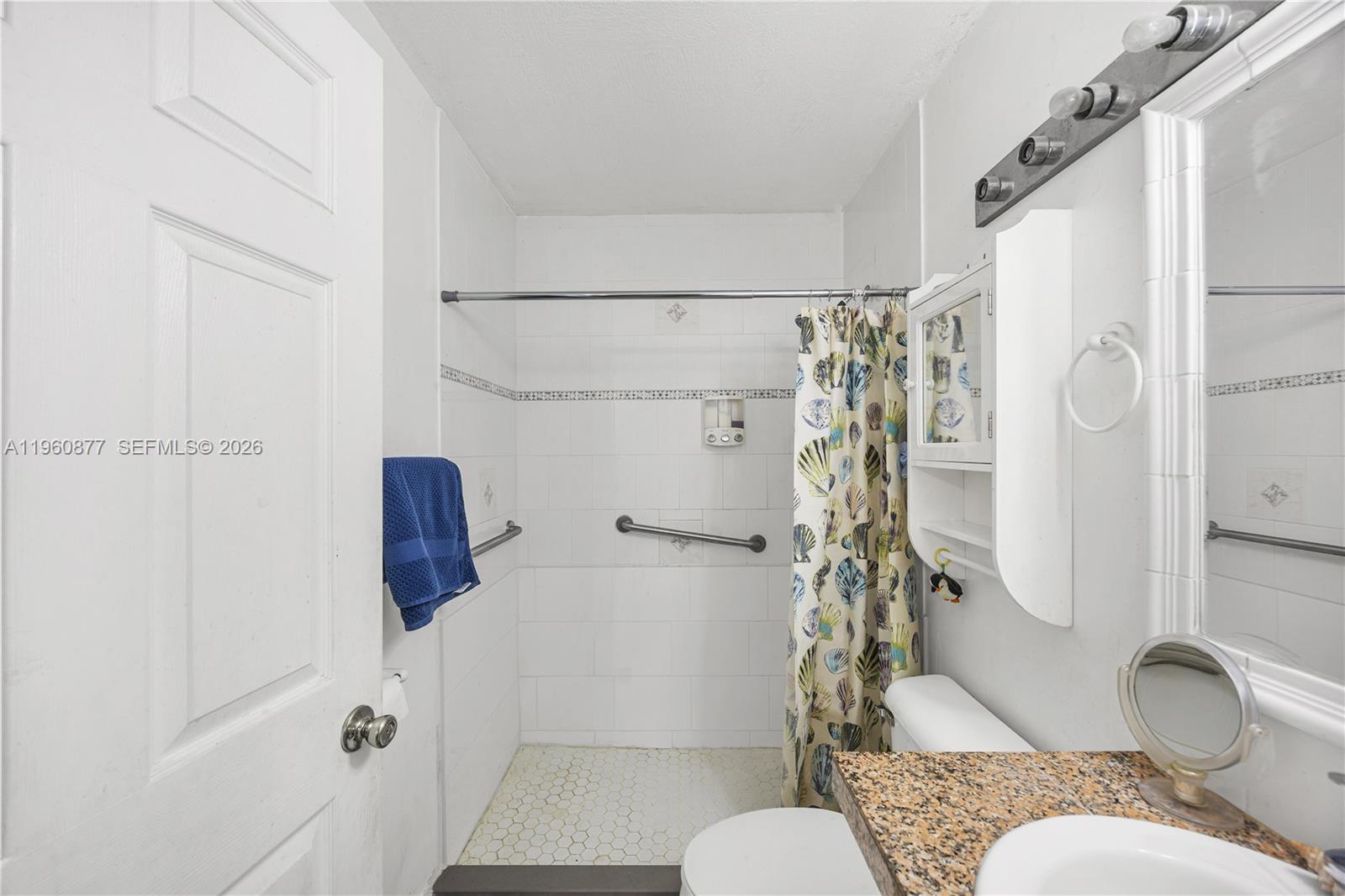 COMFORT VILLAS 1ST ADDN - Residential