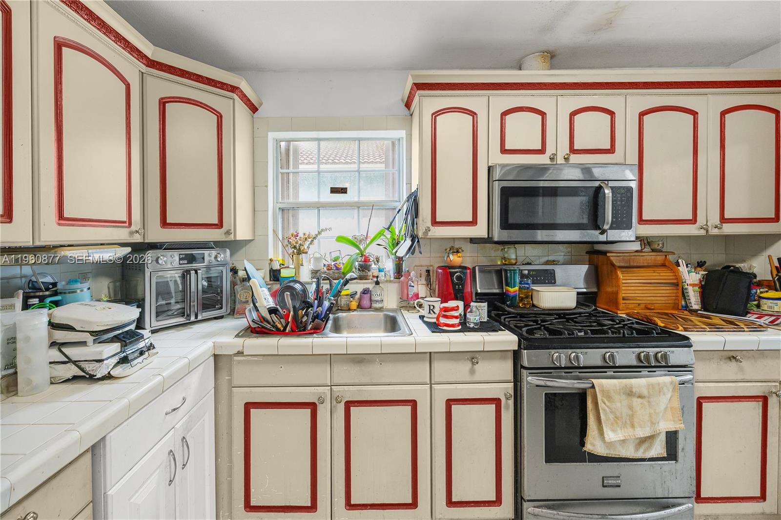 COMFORT VILLAS 1ST ADDN - Residential