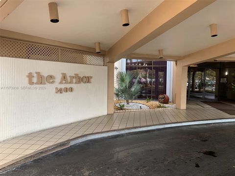 1400 Saint Charles 313 Pembroke Pines FL 33026