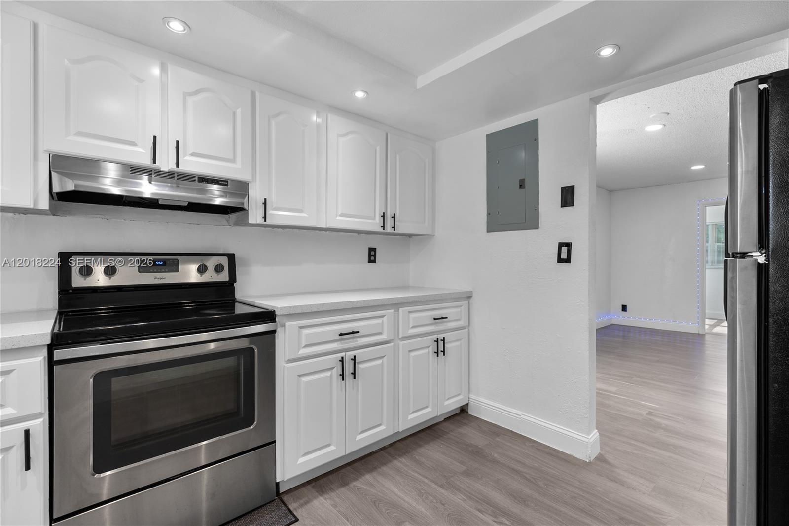 NORTH LAUDERDALE VILLAGE - Residential