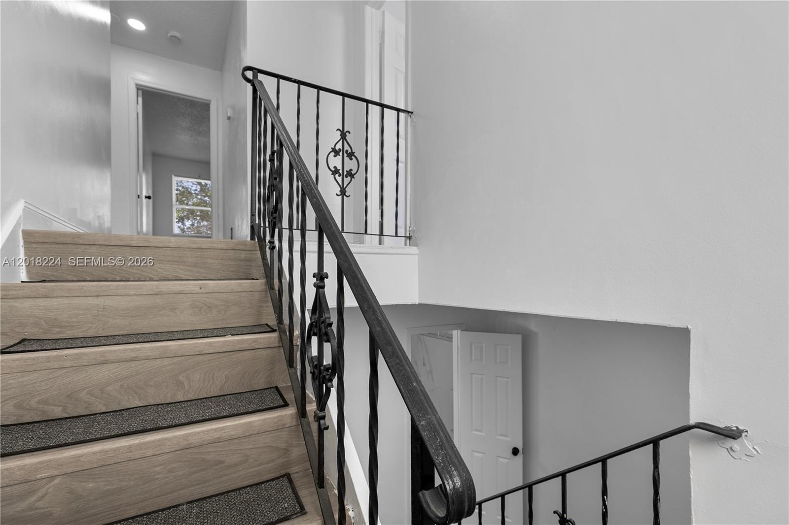 NORTH LAUDERDALE VILLAGE - Residential