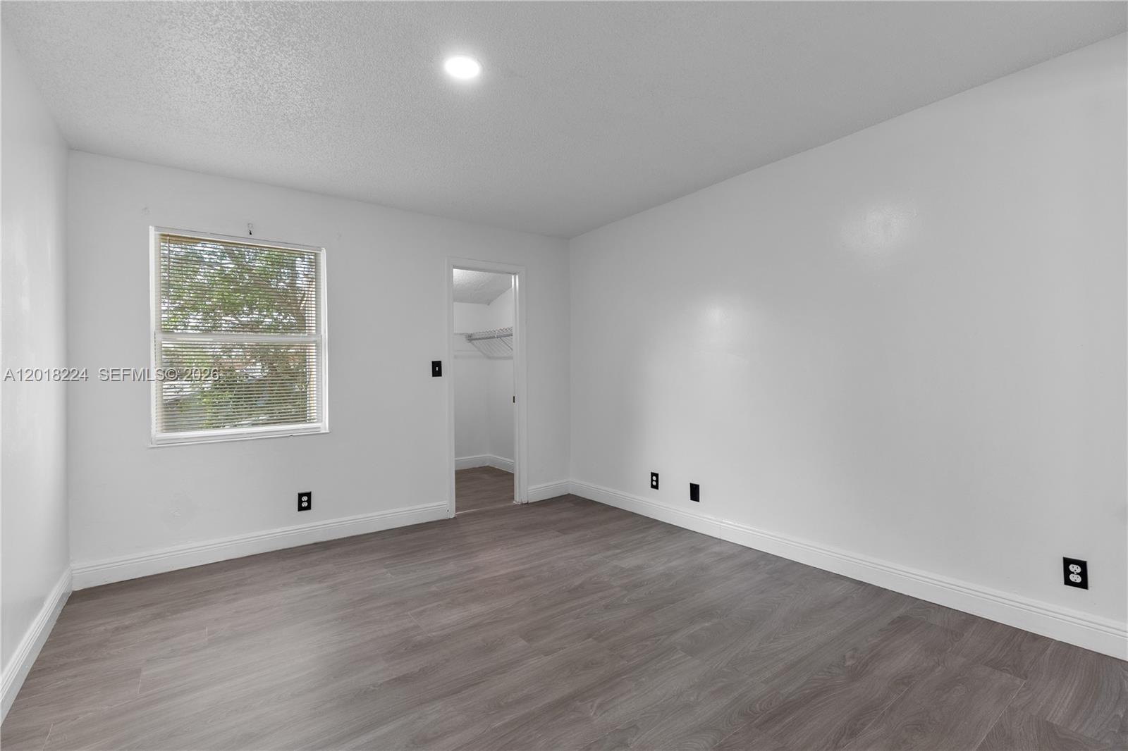 NORTH LAUDERDALE VILLAGE - Residential