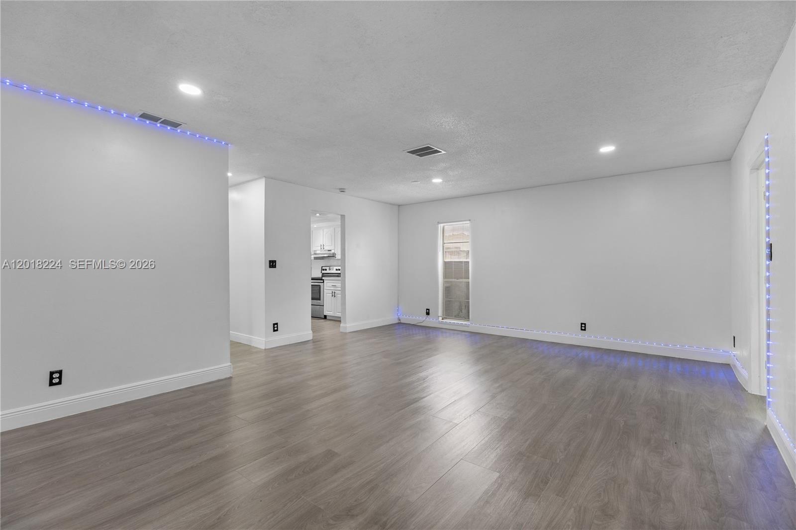 NORTH LAUDERDALE VILLAGE - Residential