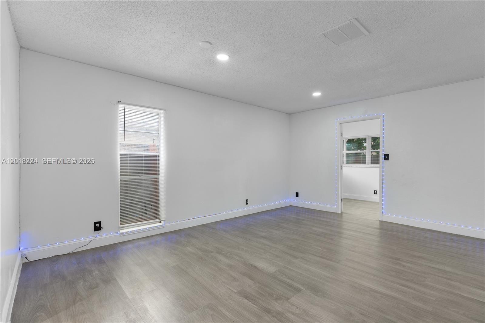 NORTH LAUDERDALE VILLAGE - Residential