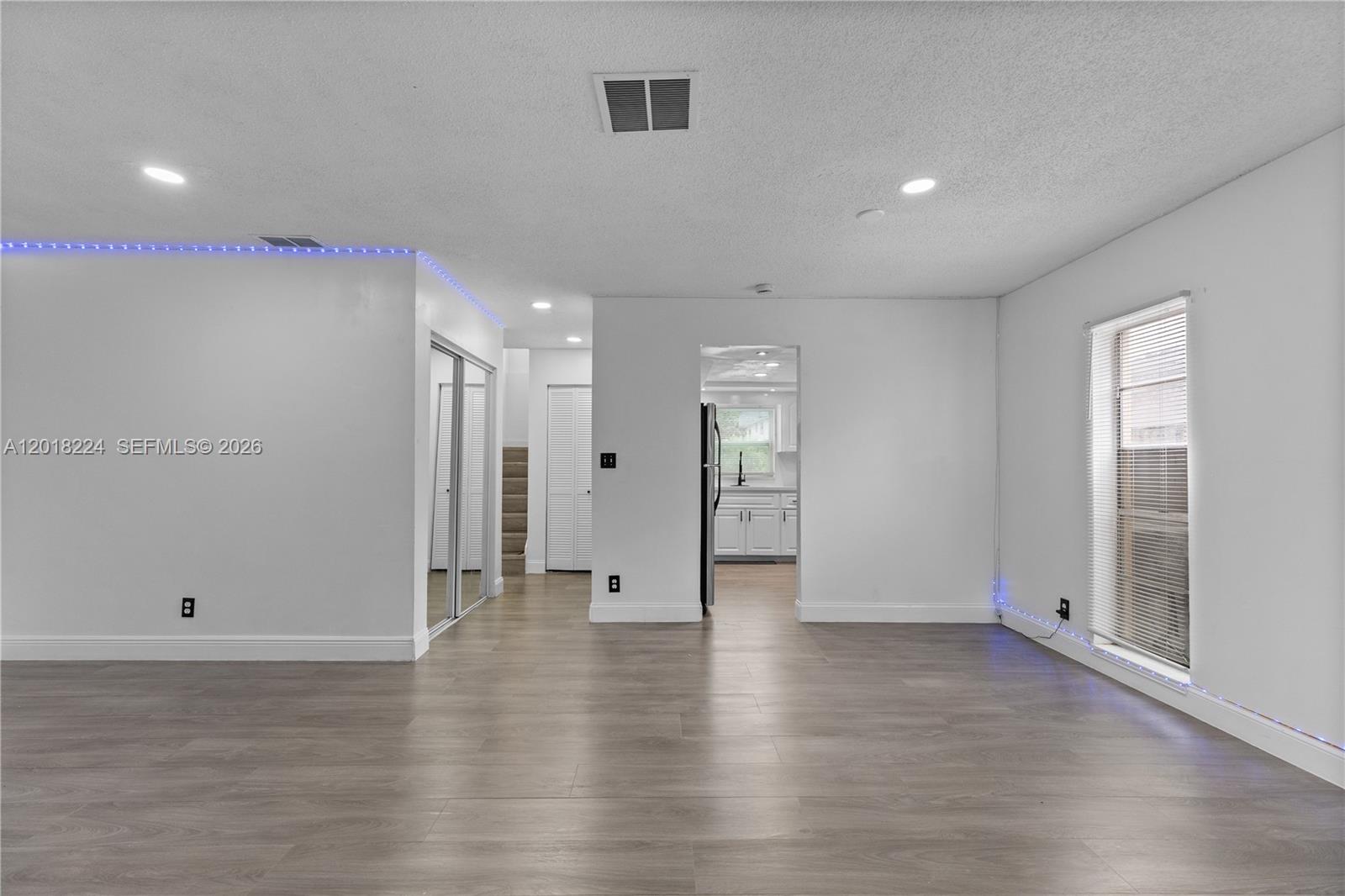 NORTH LAUDERDALE VILLAGE - Residential