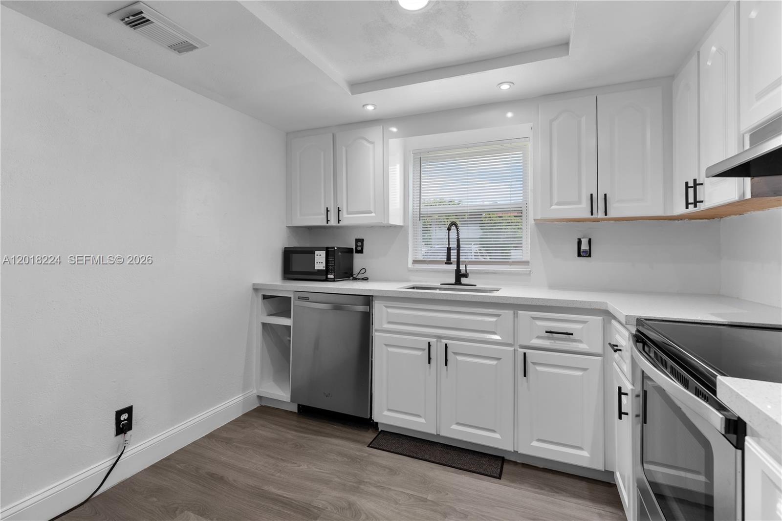 NORTH LAUDERDALE VILLAGE - Residential
