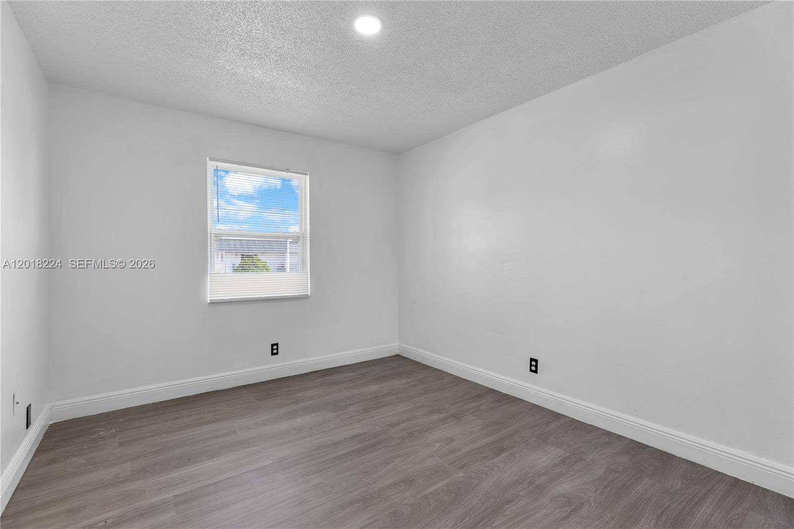 NORTH LAUDERDALE VILLAGE - Residential