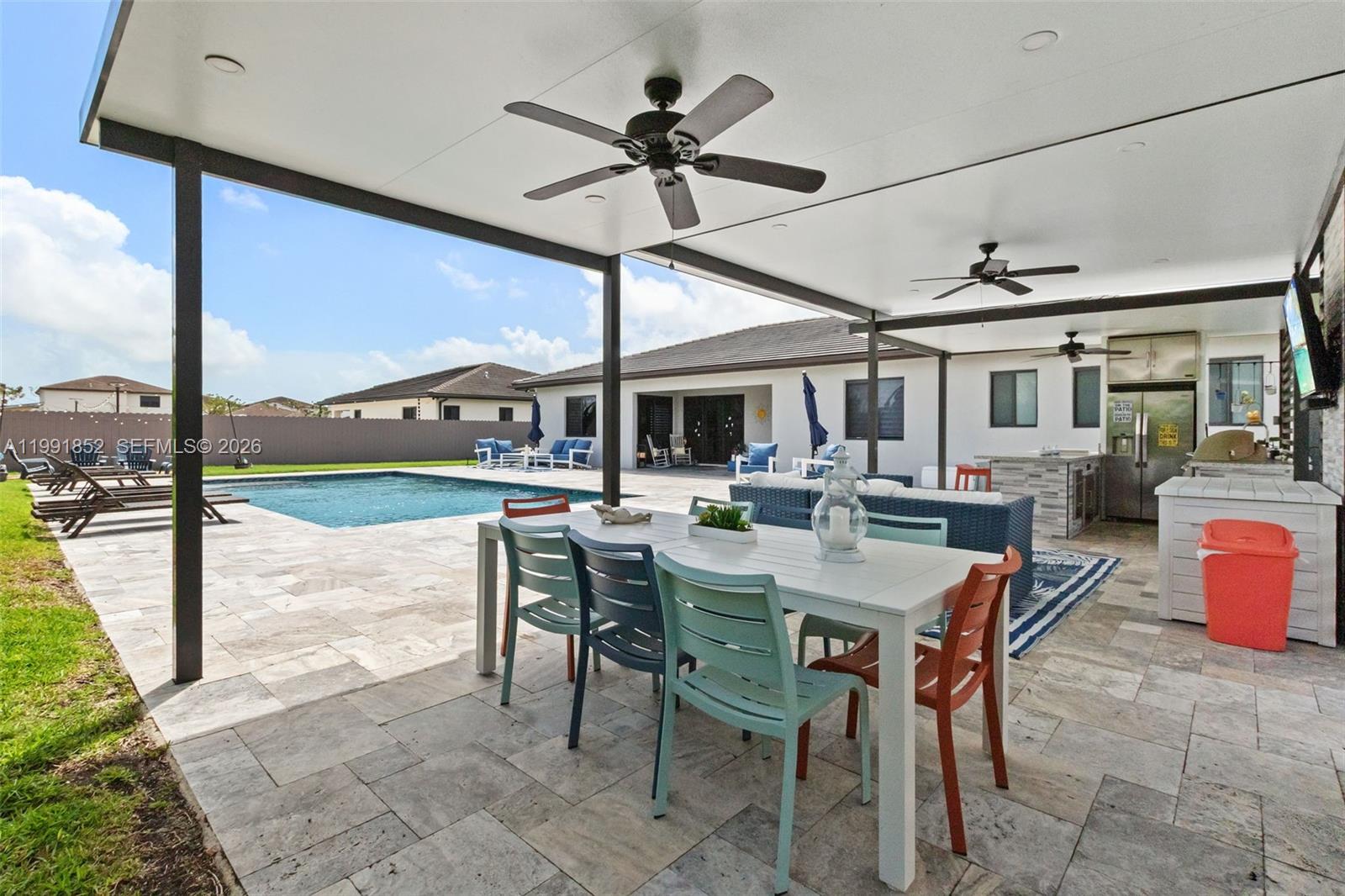 SOUTHERN COVE - Residential