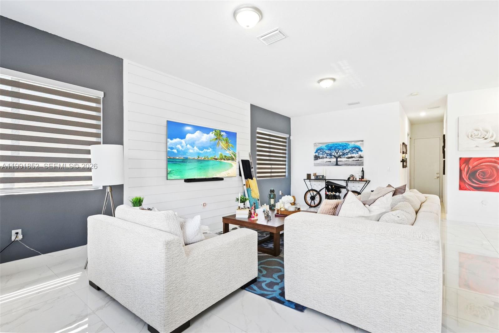 SOUTHERN COVE - Residential