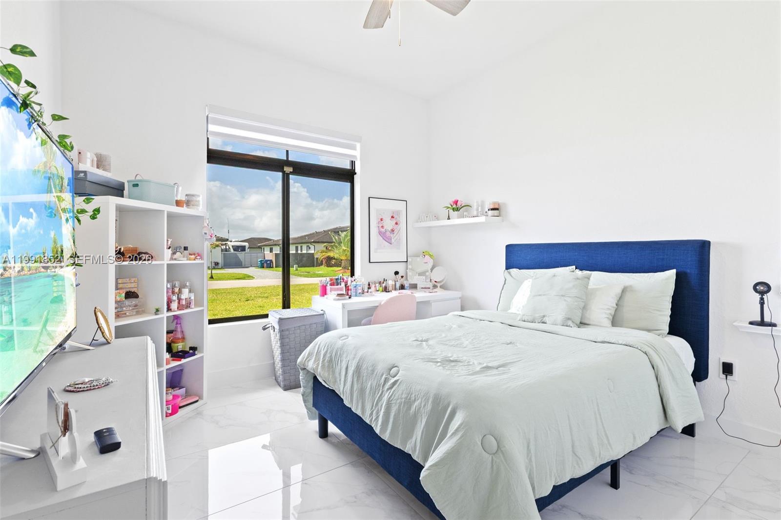 SOUTHERN COVE - Residential