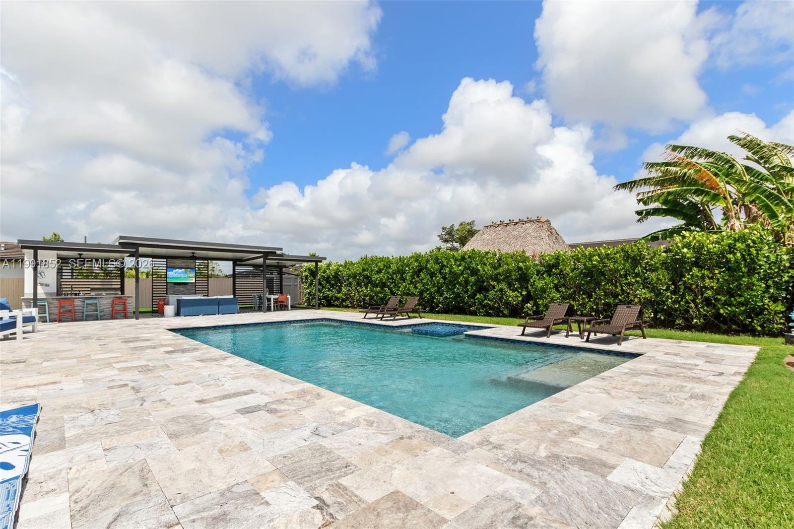 SOUTHERN COVE - Residential