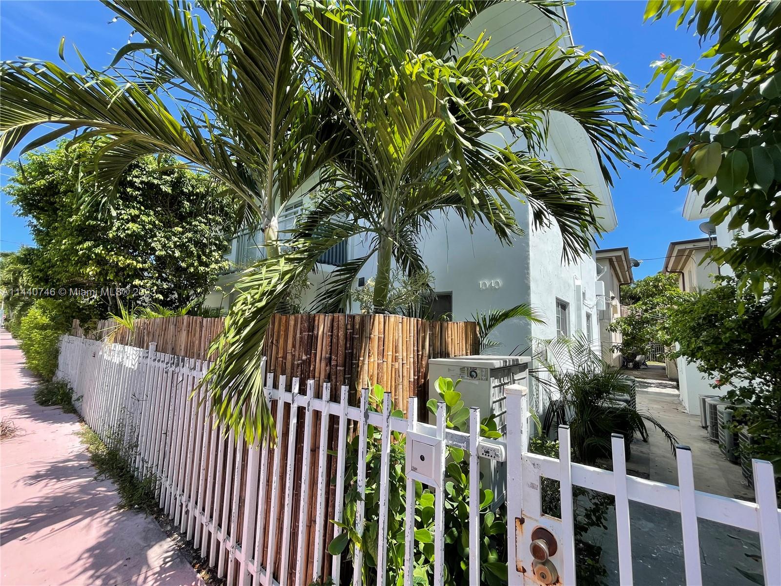 Welcome to your new home on the beach! This fully furnished ground floor 1 bed/1 bath unit with huge private patio truly feels like house in the city. Total sq footage is 922, which consists of 610sf interior plus 312 sf for outdoor patio. Lush landscaping just outside your door. Unit features open L shape kitchen, washer/dryer inside, impact windows and doors. Great location, just minutes to the beach, Publix, target are around the corner, best SoFi restaurants, Lincoln rd mall, Flamingo park, favorite groceries, nightlife.