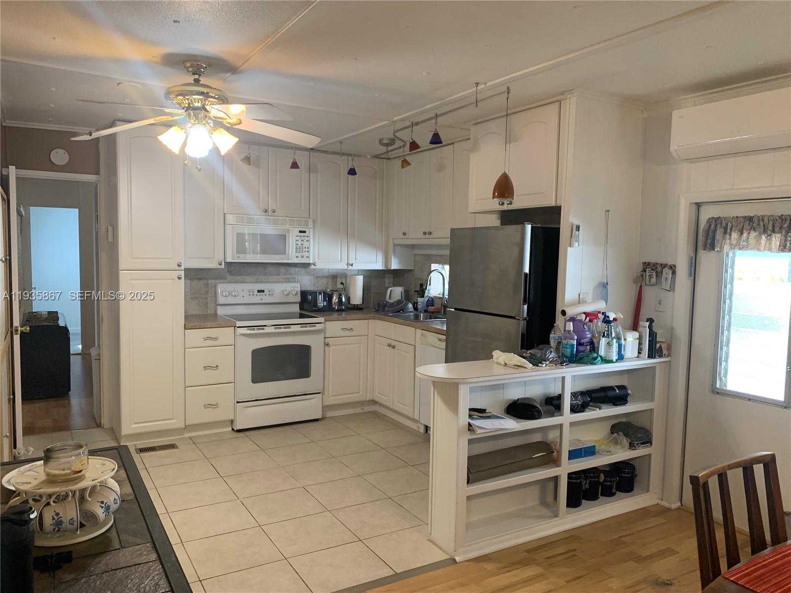 PARK CITY SEC TWO - Residential