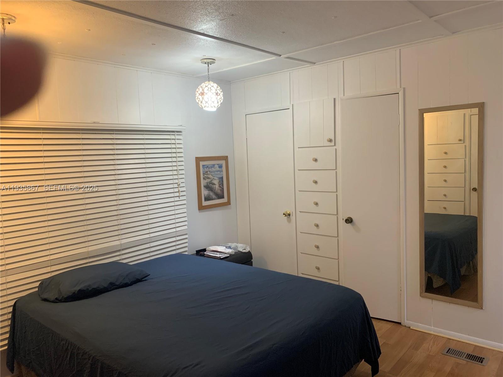 PARK CITY SEC TWO - Residential