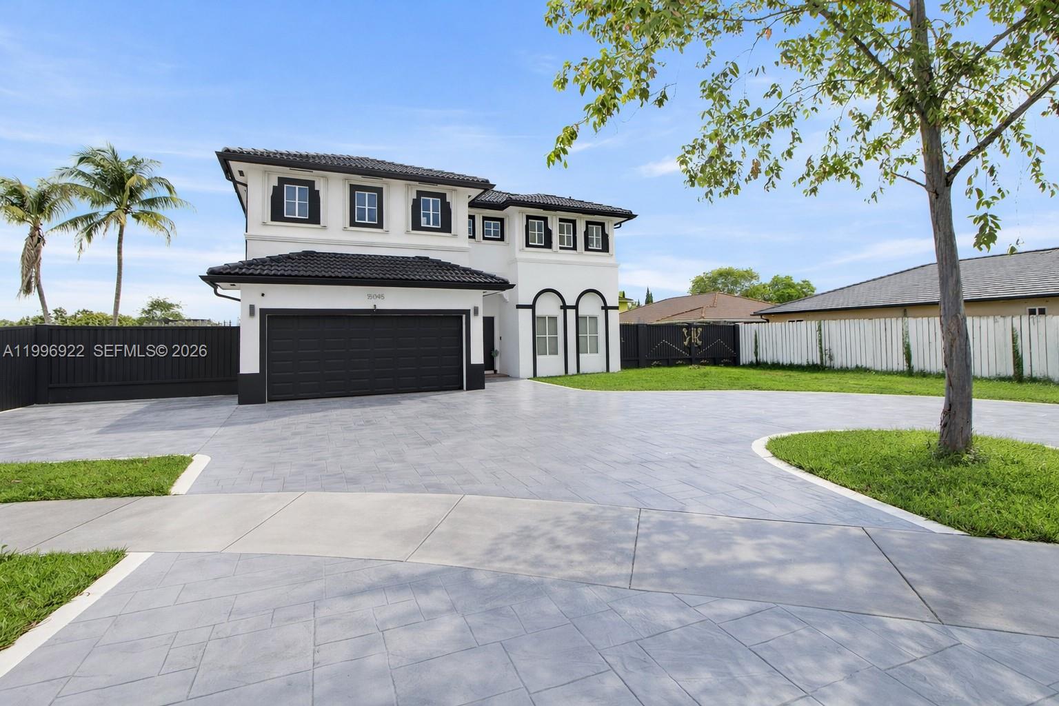 15045 SW 38th Ter 15045