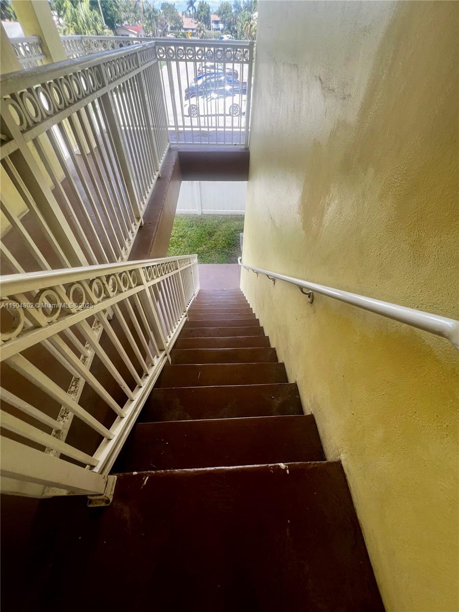 WESTCHESTER ARMS CO-OP - Residential