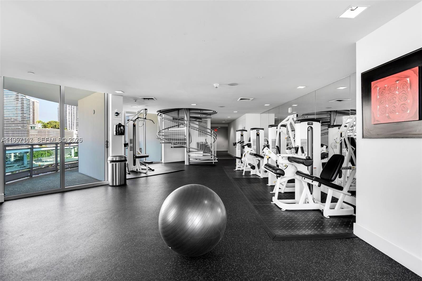 WIND CONDO - Residential Lease