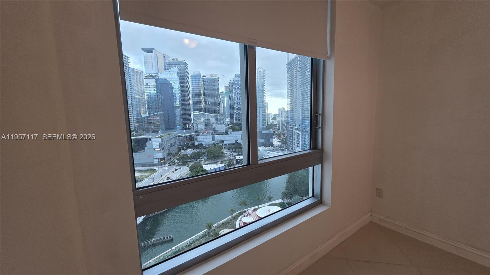 WIND CONDO - Residential Lease