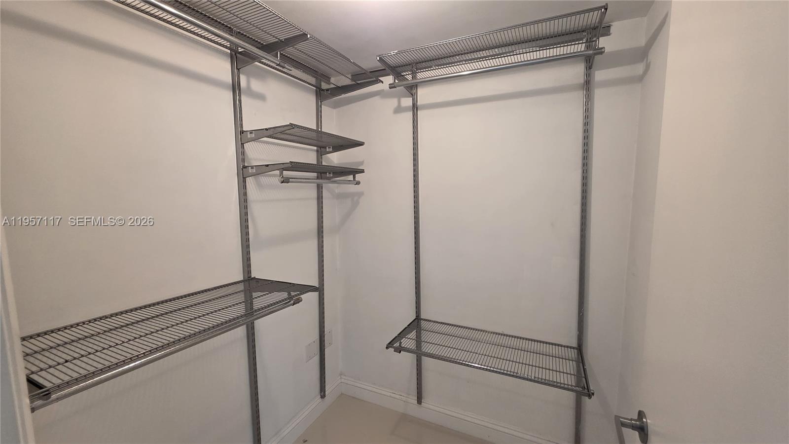 WIND CONDO - Residential Lease