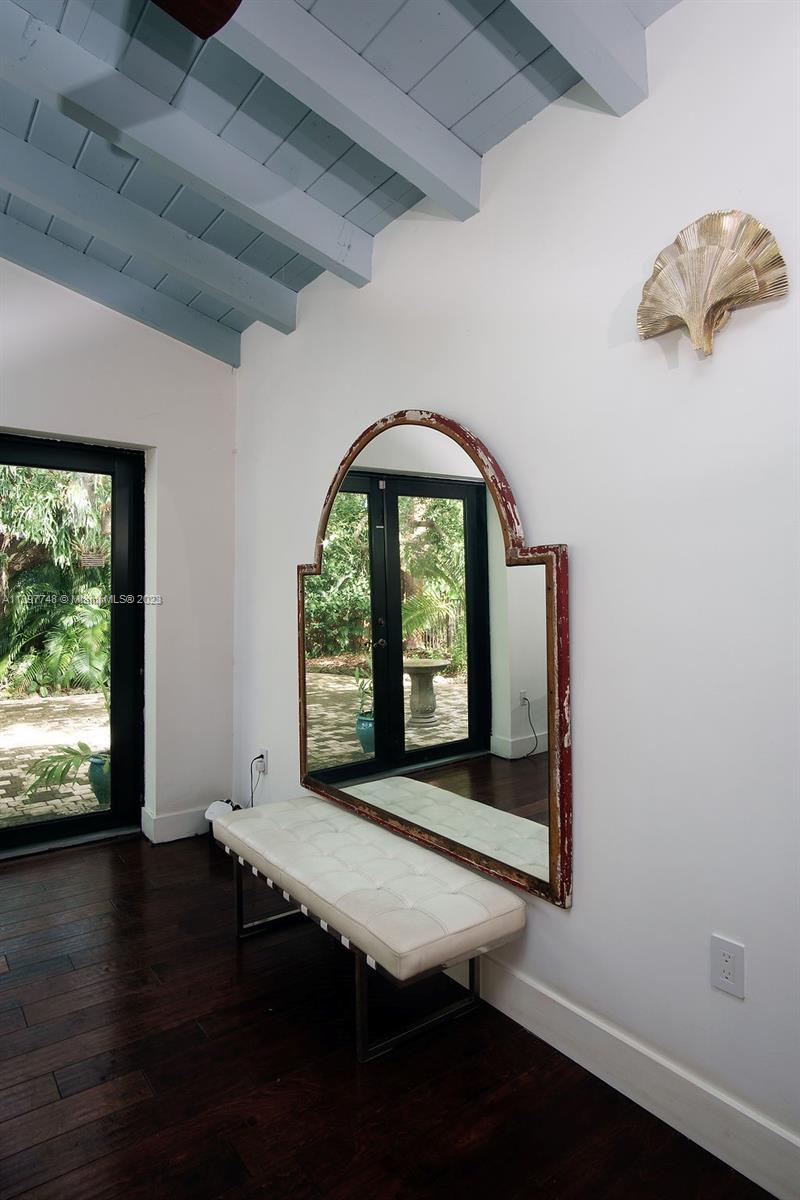 MIAMI SHORES SEC 1 AMD - Residential
